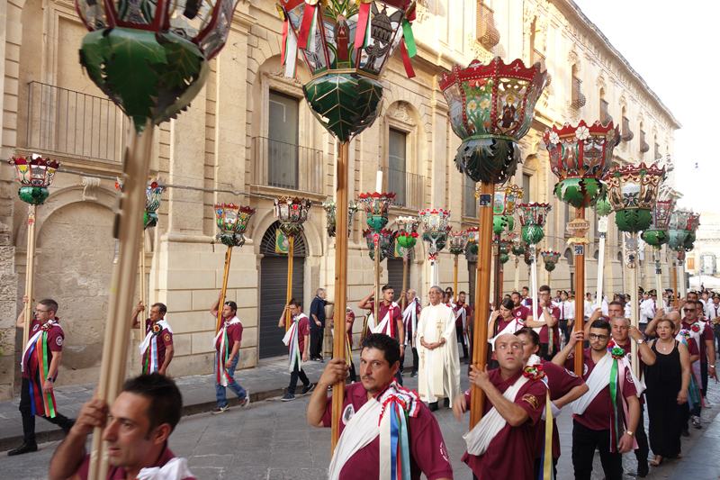 Voyage en Sicile à Noto Procession San Corrado