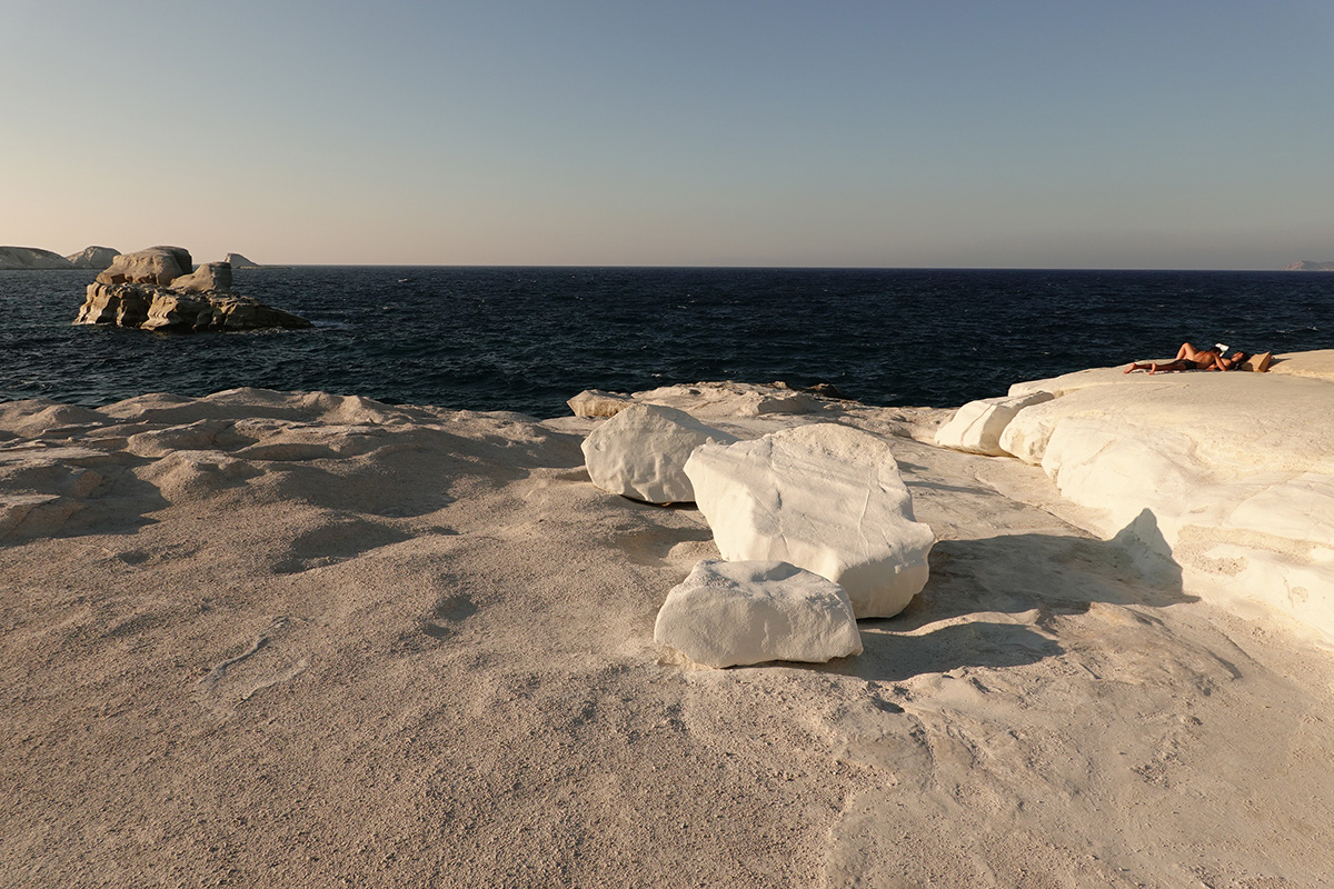 Ma visite de la plage Sarakiniko sur l'île Milos en Grèce